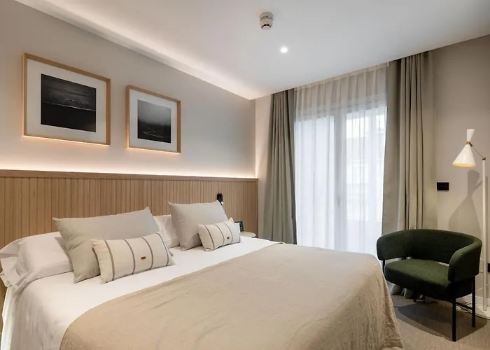 Nirea Hotel